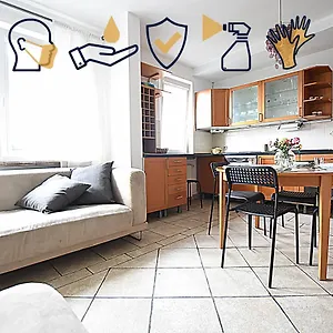  Homestay Mhost Bronowice Poland